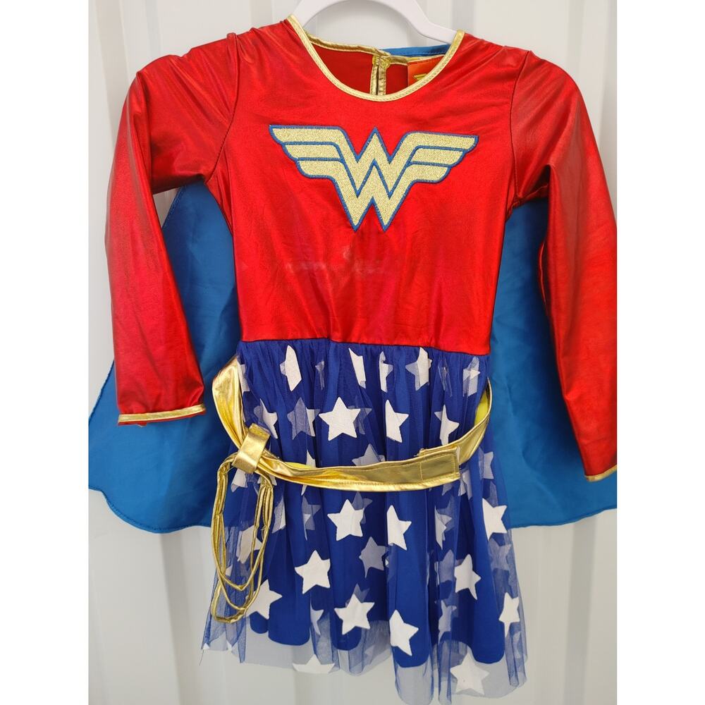 Wonder Woman Girls Costume Medium 10-12 Cape Lasso Belt